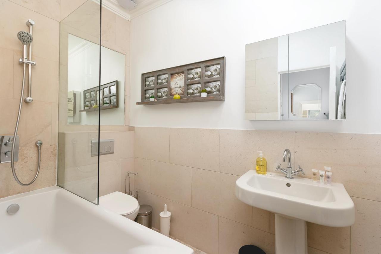 Penthousestays Notting Hill - Chic 2 Bedroom Apartment W/ King Beds - Near Portobello Road & Kensington High Street Londres Extérieur photo
